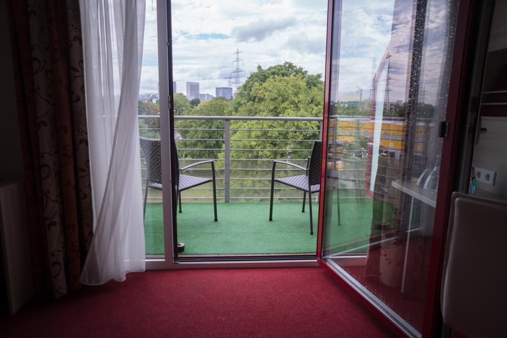 Hotel Roedelheimer Hof - Am Wasserturm Frankfurt pe Main Cameră foto